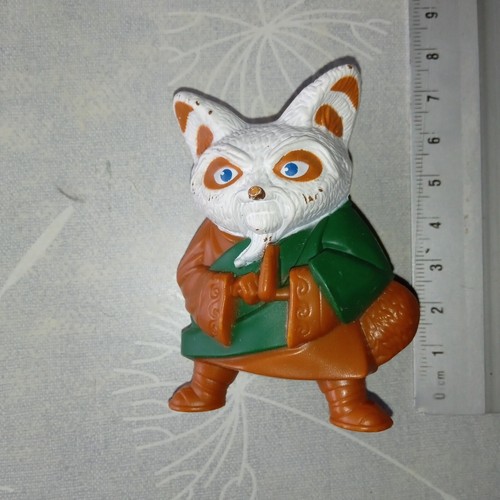 Premium toy mcdonald 2011 - mcdonald’s,
